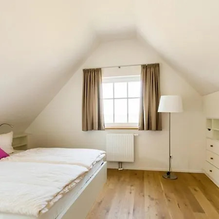 Haus Wiesenweite * ボルン